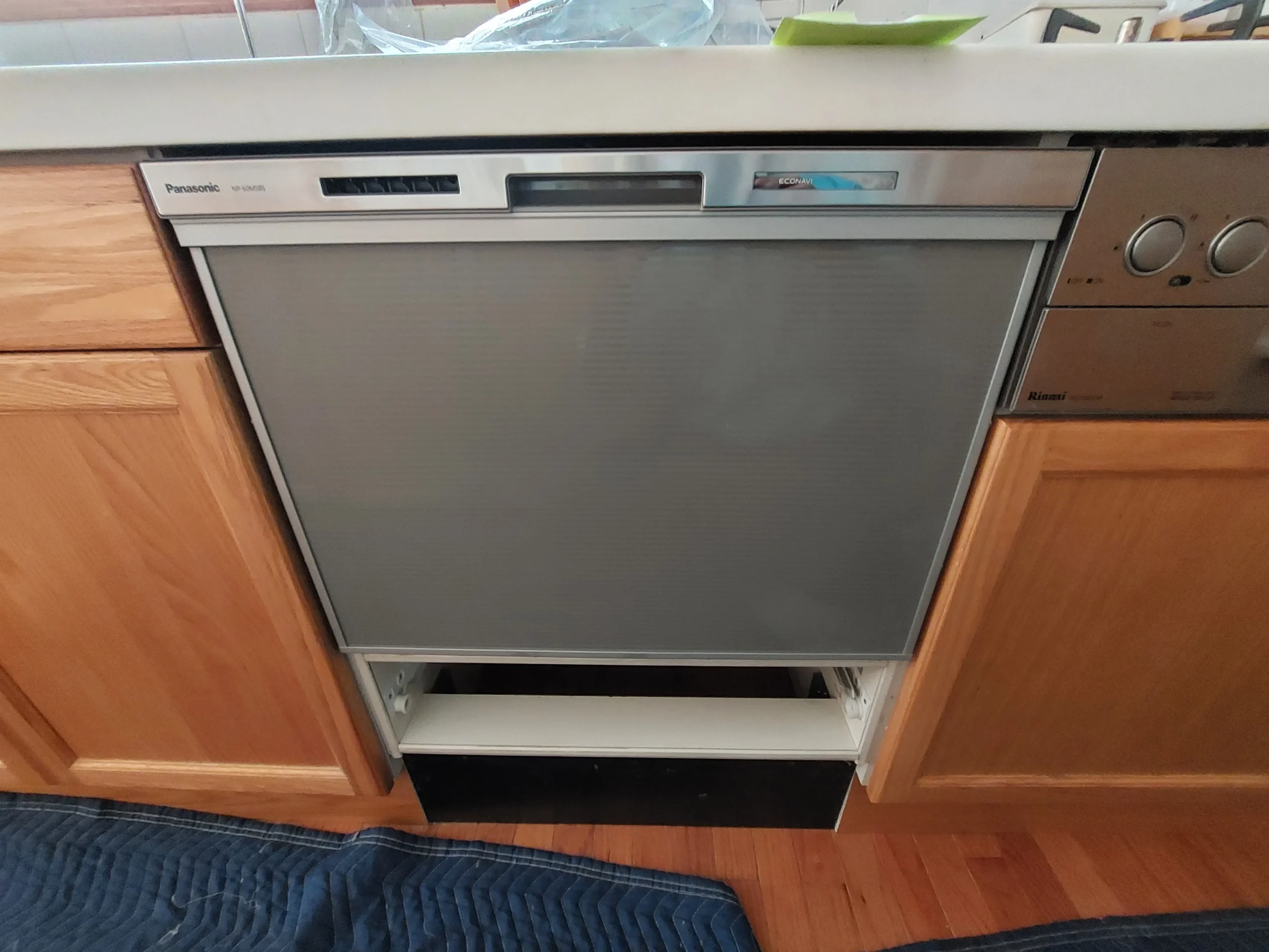 新品 まいどDIY食器洗い乾燥機 パナソニック NP-60MS8W 幅60cm ワイド